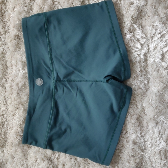 EUC Pair of IAB MFG 3" no-ride booty shorts - Picture 3 of 7